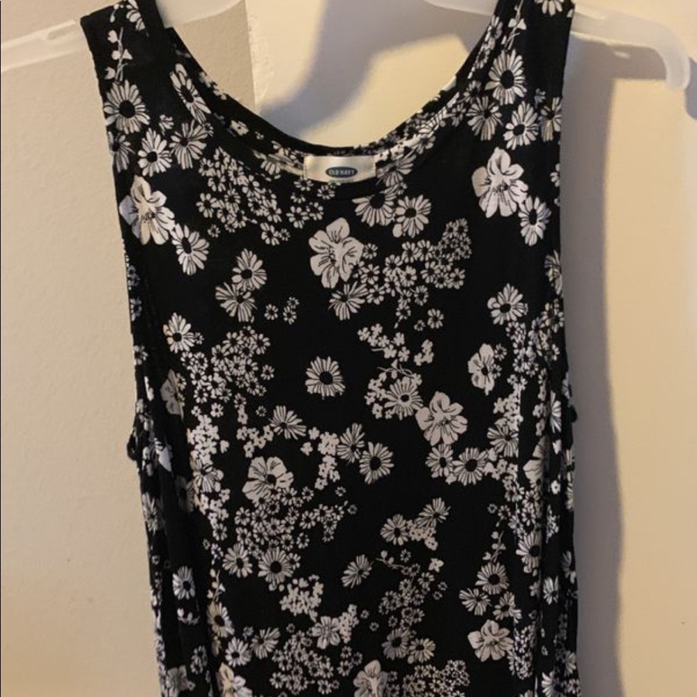Old Navy floral tank